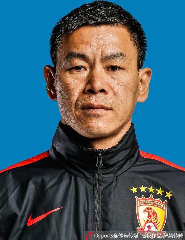 活塞惨遭25连败距历史最长连败纪录仅差1场今日NBA常规赛，活塞111-119主场不敌八人缺战的爵士，惨遭25连败。